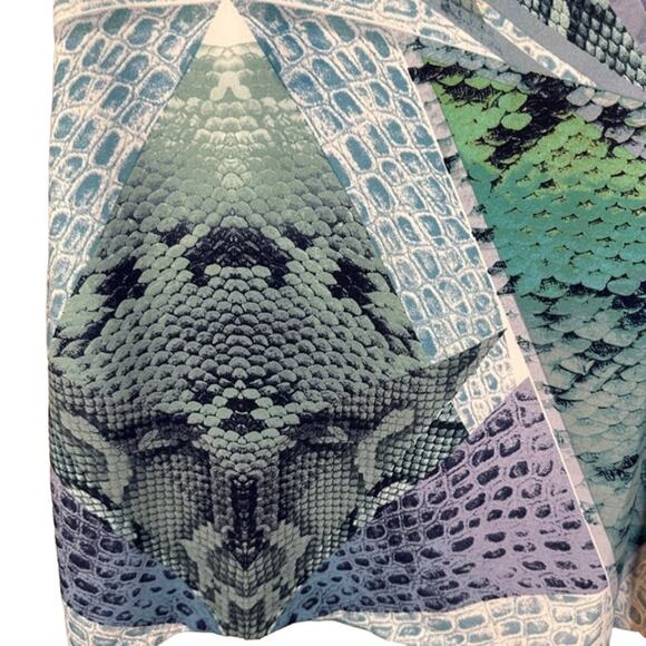 Olivaceous Blue Mystic Python Print Short Sleeve Shift Dress Women Sz M - Picture 4 of 10
